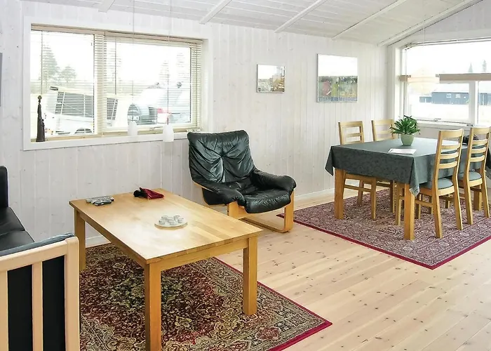 Torpet Xi Holiday home