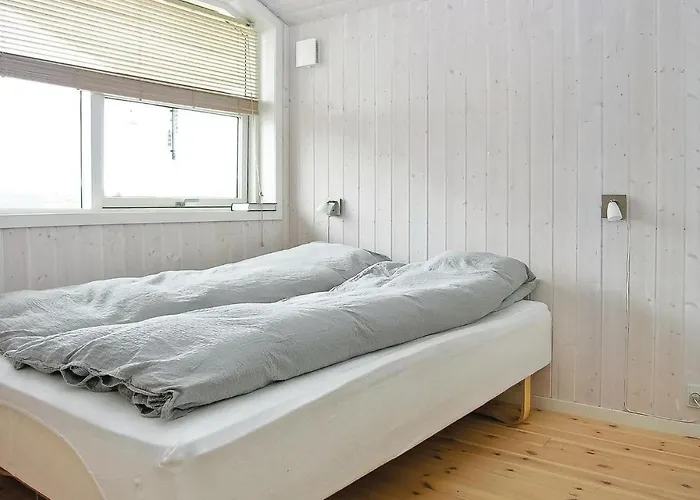 Torpet Xi Holiday home *